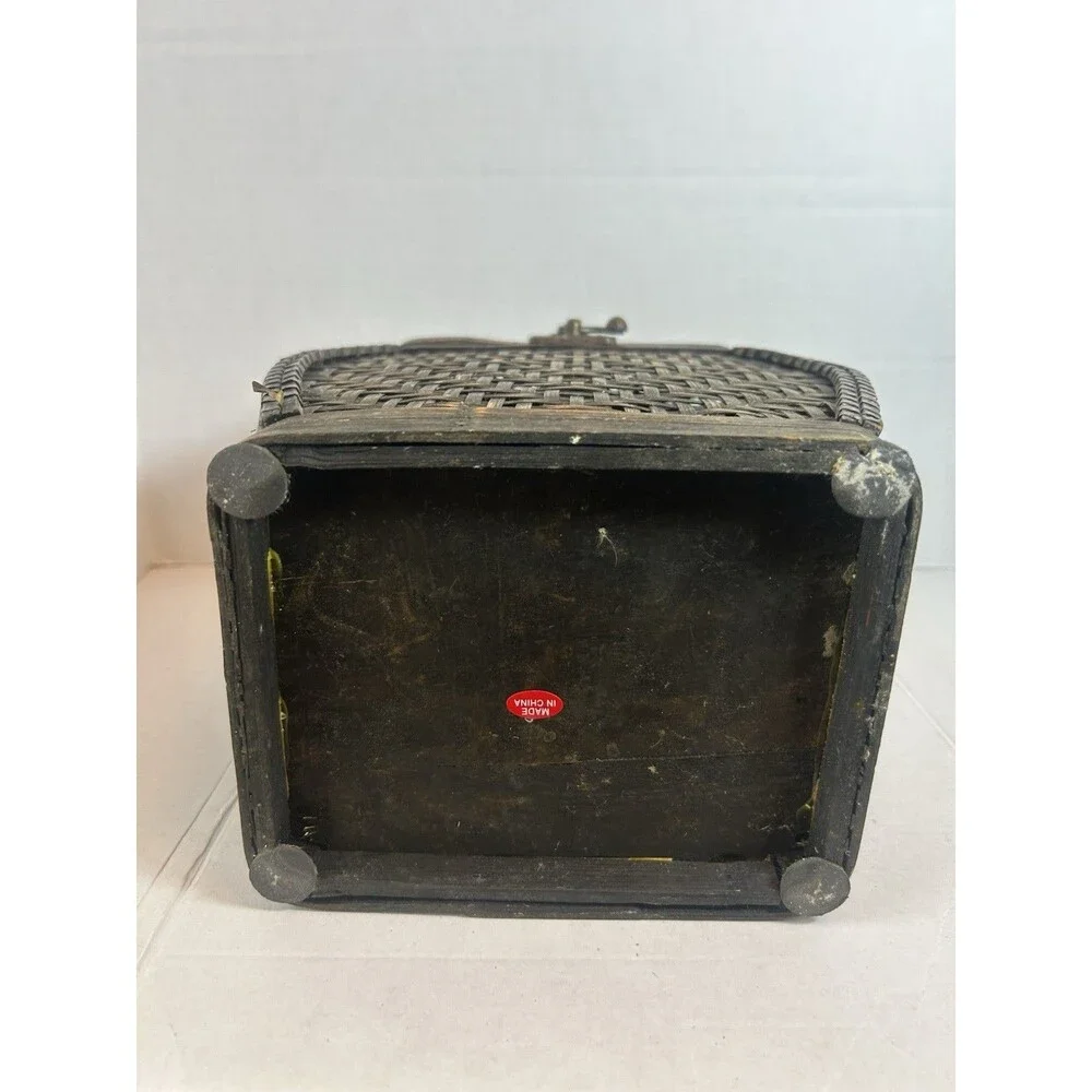 Vintage Woven Wood Basket Box Latch Lid Rustic Decor Storage 11” Tall
